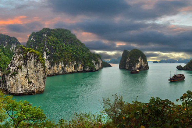 Ha Long Bay
